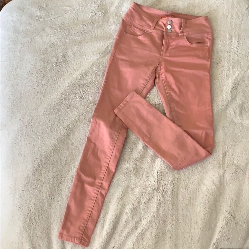 Woman’s 3 button Wax Jeans skinny jeans